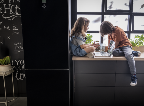 Grafika przedstawia funkcje Cicha praca